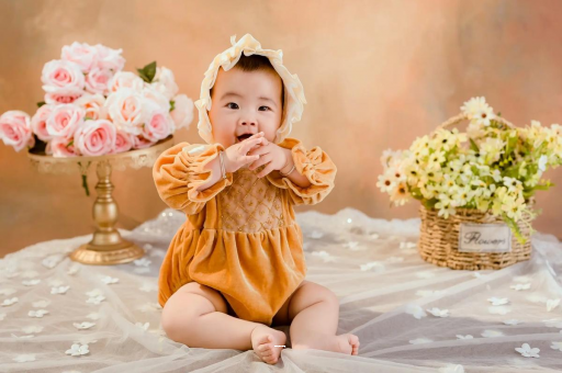 清镇宝宝几岁可以喝纯牛奶 清镇宝宝几岁可以喝纯牛奶