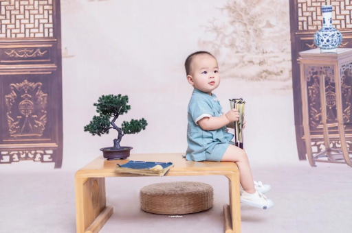 清镇宝宝吃迷糊奶如何纠正